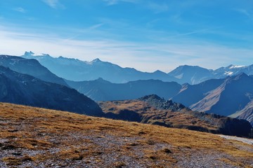 Obraz premium Bergketten, Fünf-Seen-Wanderung, Pizolgebiet