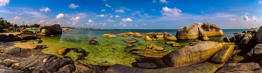 Abwaschbare Fototapete Indonesien Tanjung Tinggi beach