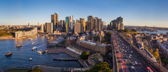 Foto op Plexiglas Sydney Panoramisch uitzicht over Sydney met het zakendistrict en de Harbour Bridge, Sydney, Australië