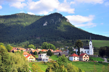 Fototapeta na wymiar Summer view of village in Tatras mountains
