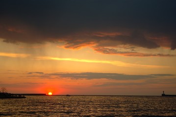 Fototapeta premium sunset over the sea