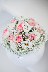 Bouquet de roses de la mariée