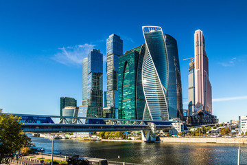 Fototapeta na wymiar MOSCOW, RUSSIA - SEPTEMBER 26, 2018: View of the Moscow International Business Center from the quay of Taras Shevchenko, Moscow, Russia