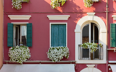 Fototapeta na wymiar Facade of a Traditional Venetian Building