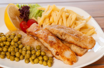 Fried fish with vegetables