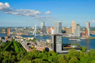 Photo sur Plexiglas Pont Érasme View of Rotterdam city and the Erasmus bridge