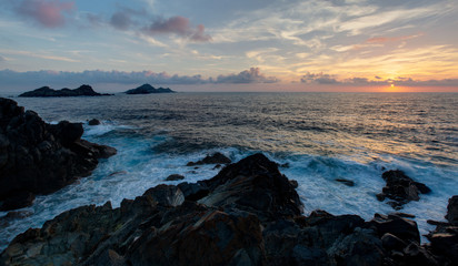 Paysages de Corse - Coucher de soleil aux  iles Sanguinaires - Ajaccio