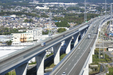 日本の高速道路・新東名高速道路
