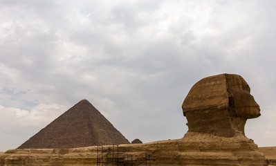 Fototapeta na wymiar Pyramids and Sphinx in Giza