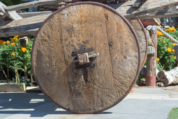 altes Wagenrad