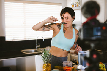 Females making a vlog about healthy smoothies