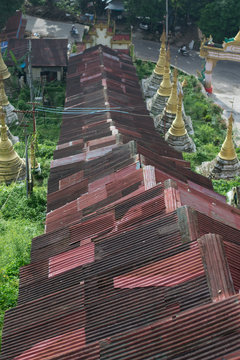 Pagoda walkway