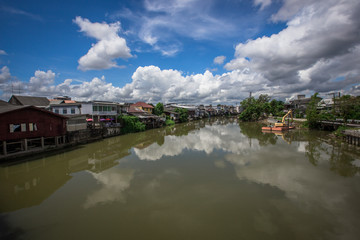 Fototapeta premium Chanthaburi Waterfront Community: October 21, 2018, Chanthaburi River Community Cultural Center has many shops and souvenirs, tourists come to see the city, Thailand.