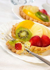FRUIT TARTS / PIES