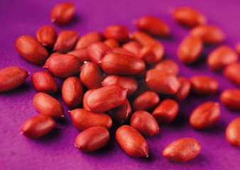 RED SKIN PEANUTS