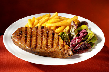 STEAK FRIES AND SALAD