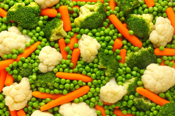 COOKED VEGETABLES CARROTS PEAS CAULIFLOWER AND BROCCOLI