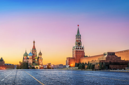 Предрассветная Красная Площадь Pre-dawn Red Square in Moscow