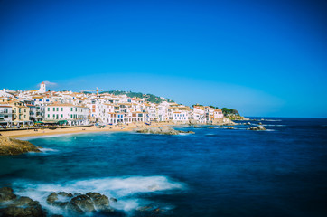 Obraz premium Coastal fishing town of Callela de Palafrugell with white houses, Catalania / Spain