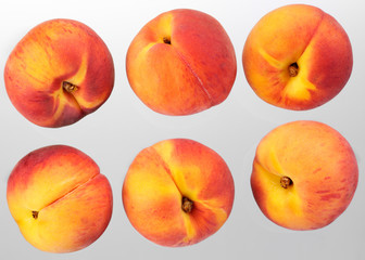 PEACHES