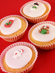 CHRISTMAS CUPCAKES