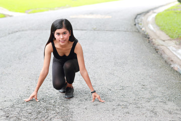 sport runner girl on start