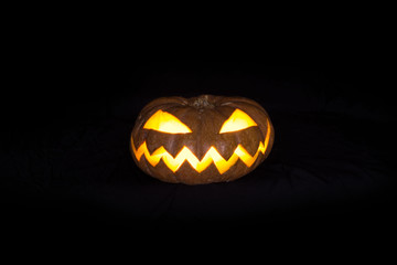 pumpkin Halloween mask, squash carved to pumpkin lantern,  tinker a pumpkin lantern