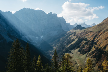 Obraz premium Alpine landscape in Tyrol, Austria (Karwendel)