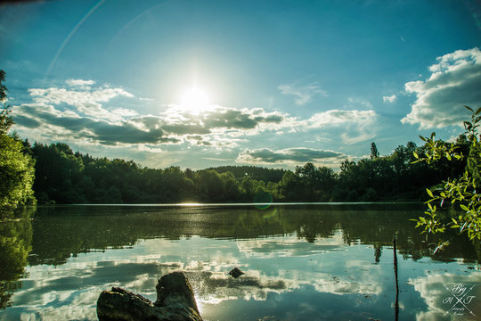 Sonne &uuml;ber dem Silbersee