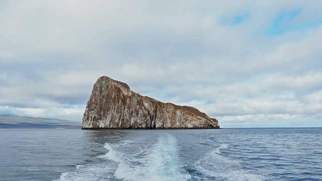 Leon Dormido or Kicker Rock, San Cristobal or Chatham Island, Galapagos, Ecuador