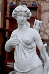 Sculptural Bust classic ancient Amazons women topless and a quiver of arrows
