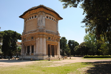 Fototapeta na wymiar palace in rome