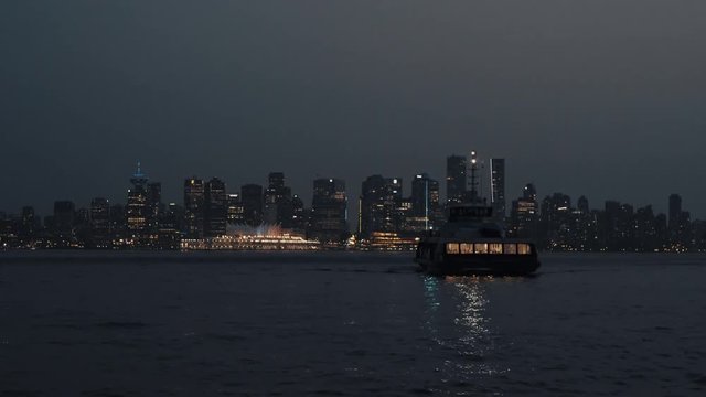 Time lapse of twilight over Vancouver downtown skyline