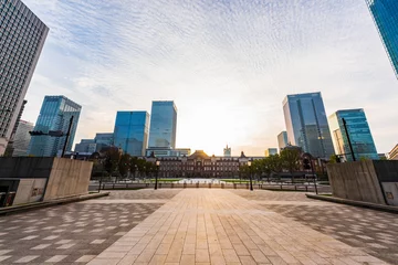 Foto op Plexiglas 早朝の東京駅　The sky at daybreak in Marunouchi, Tokyo, Japan © kurosuke