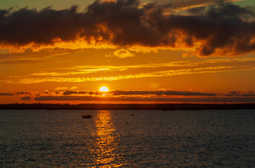 Naklejka premium Sunrise