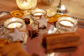 Advent, gemütlich bei Tee