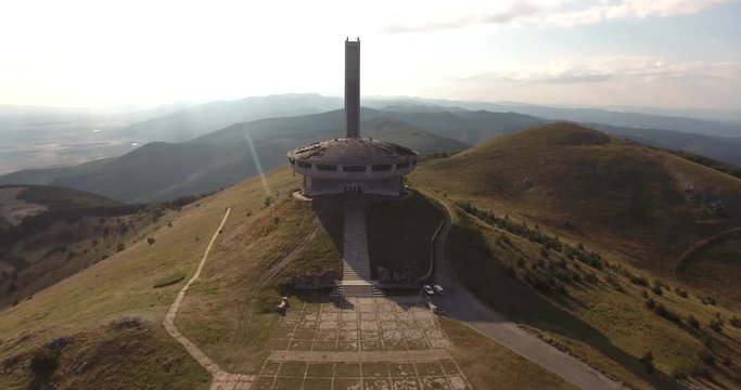 1944 the peak was the scene of fighting between Communist partisans and Bulgarian fascist forces Following a desire for a national monument at the peak to commemorate these events