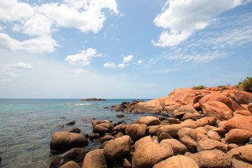 Fototapeta na wymiar Boulders on Pigeon Island National Park just off the shore of Nilaveli beach in Trincomalee Sri Lanka