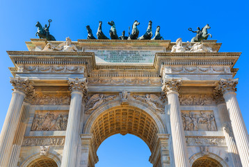 Fototapeta na wymiar Triumphal arch, The Arch of Peace, Milan, Italy
