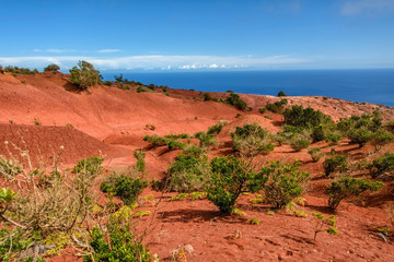 Czerwony, pustynny, górzysty krajobraz La Gomera © Agnieszka