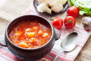 Tomato soup with cabbage and cauliflower