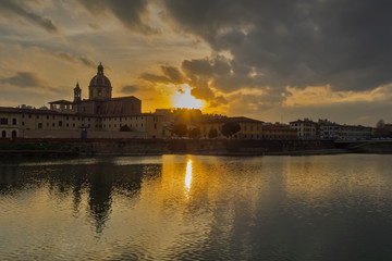 Fototapeta na wymiar florenz arno ansicht italien stadt cityscape citta tuscany toskana italia sunset sonnenuntergang