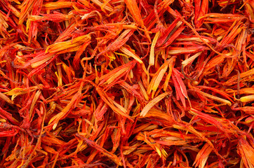 Fototapeta premium safflowercsh dried on a white background