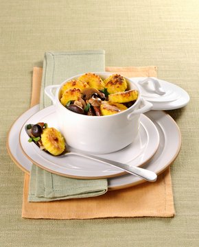 Mushrooms with semolina dumplings