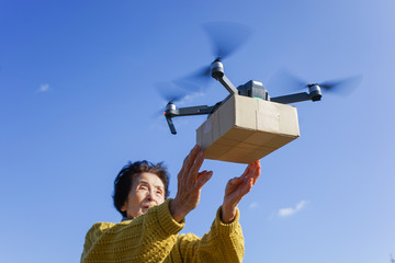 Drone delivery service - obrazy, fototapety, plakaty