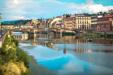 Obraz premium Rzeka Arno we florencji