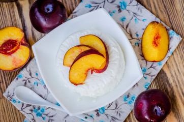 natural fresh milk cottage cheese and fruit