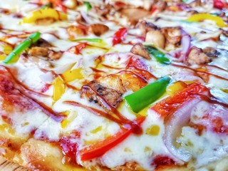 Obraz na płótnie Canvas Close up view of a pizza 