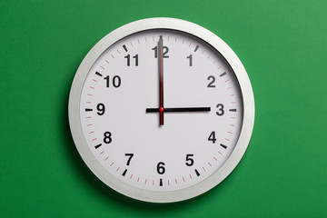 clock shows three o'clock