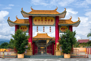 Fototapeta premium Seen Hock Yeen, Confucius Temple, Chemor, Malaysia - Confucius Temple of Seen Hock Yeen is well-known for bringing luck to students who are going to sit for exams.